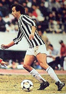 Michel Platini playing for Juventus Platini ElGrafico.jpg