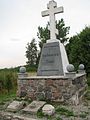 Pomnik na cmentarzu jenieckim w Strzalkowie.jpg