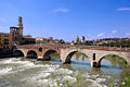 Verona'da Asige Nehri üzerinde kopru