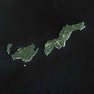 Satellietbeeld van de oostelijke Îles d'Hyères (het eiland Porquerolles ontbreekt)
