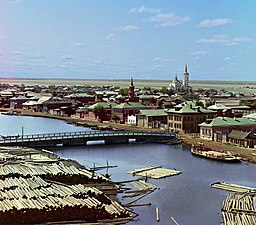 Vy over byen Tobolsk. 
 Farvefoto af Sergej Prokudin-Gorskij, 1912.