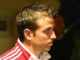 Rafael van der Vaart side.jpg