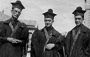 Enrico Fermi between Franco Rasetti (left) and Emilio Segre in academic dress RasettiFermiSegre.JPG