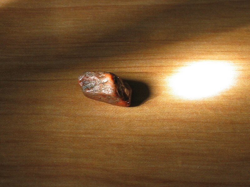 File:Red-unknown quartz-bearing mineral3.JPG