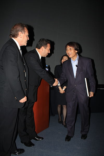 File:Reducindo Mendoza, presidente del Colegio de Arquitectos de Nuevo Leo n y Tadao Ando.JPG