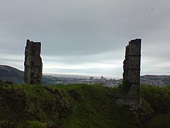 Remains of Morris Castle.jpg