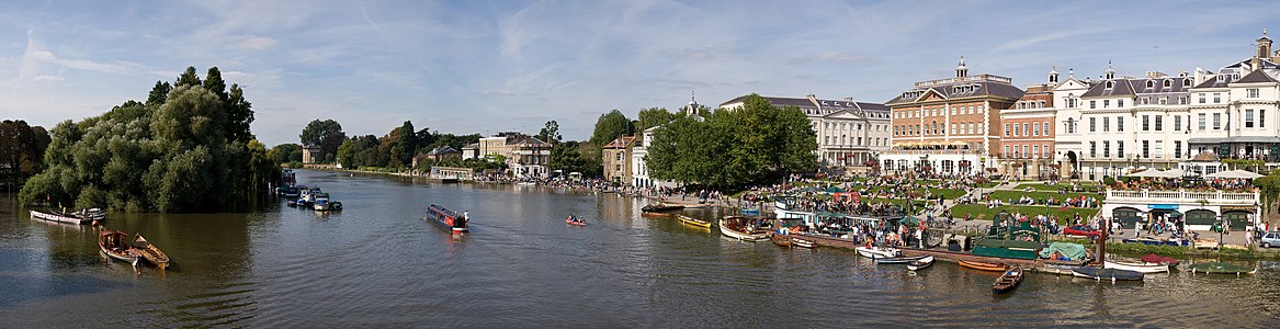 Richmond Riverside at Richmond, London, by Diliff