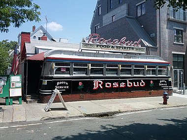 Zrekonstruovaný diner Rosebud v massachusettsském Somervillu z jídelního vozu č. 773 Worcester Co. z roku 1941
