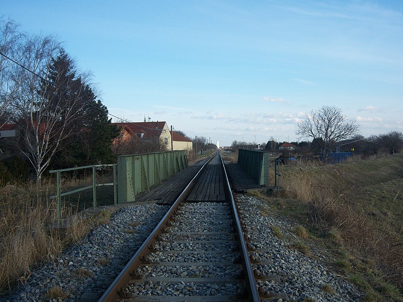 File:Rußbachbrücke Landesbahn.JPG