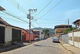 Rua Cirineu Teixeira no bairro Tranquilão