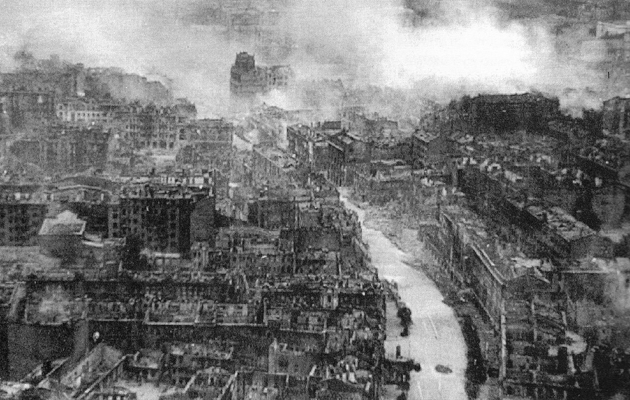 Ruined Kiev in WWII.jpg