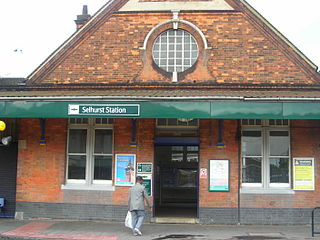 <span class="mw-page-title-main">Selhurst railway station</span> National Rail station in London, England