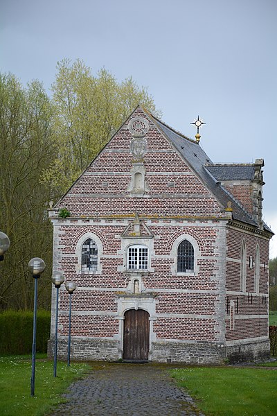 File:Sint-Ermelindiskapel, Meldert (voorkant).jpg