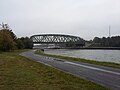 Verkeer onder de brug