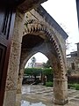 Detalle del portal de la iglesia.