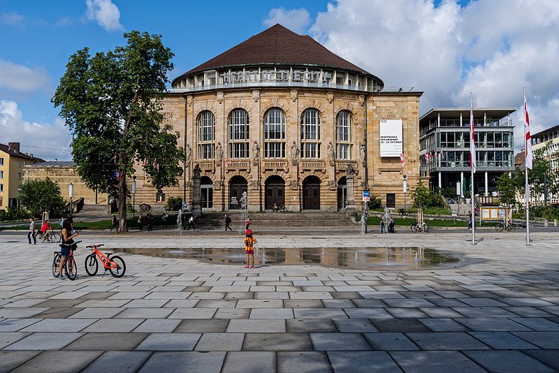 File:Stadttheater (Freiburg) jm51500.jpg