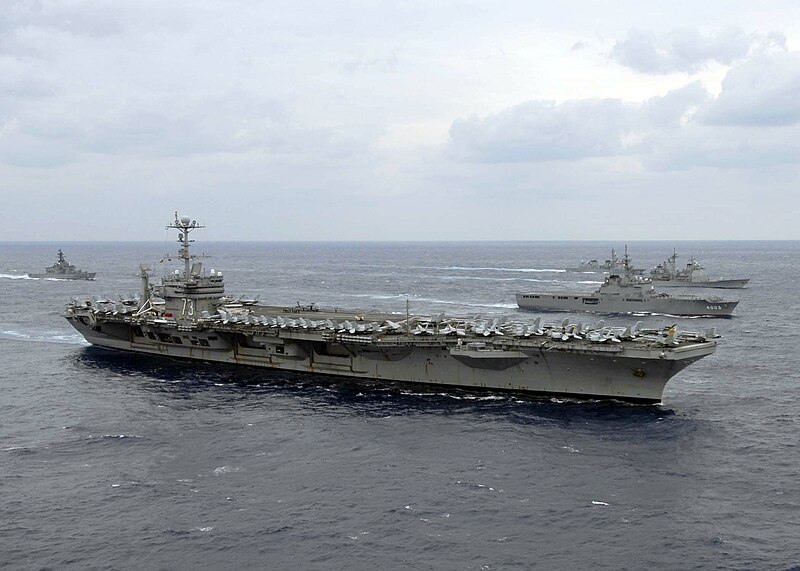 File:Starboard bow view of USS George Washington (CVN-73) in formation with Japanese and American ships during ANNUALEX 2008 081119-N-8842M-182.jpg