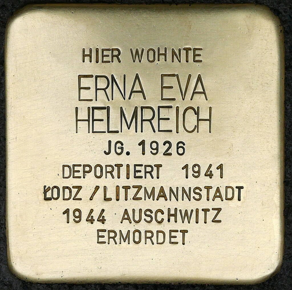 Stolperstein für Erna Eva Helmreich (Benesisstraße 38)