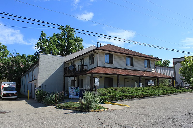 File:Stop 'N Lock Self Storage, 1645 Plymouth Road, Ann Arbor, Michigan - panoramio.jpg