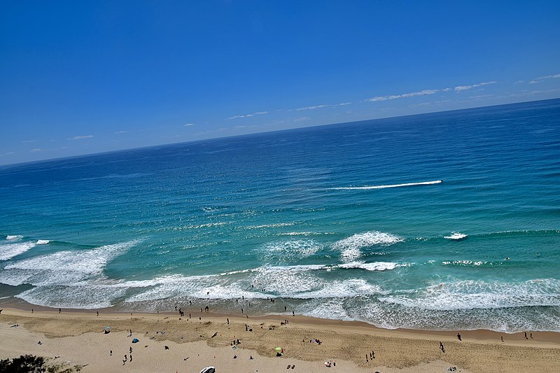 File:Surfers Paradise, Gold Coast, Australia (Ank Kumar) 01.jpg