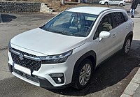 Suzuki S-Cross (third generation).jpg