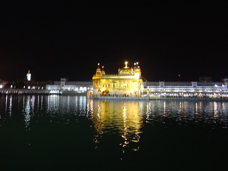 File:THE HEART TOUCHING GOLDEN TEMPLE.jpg