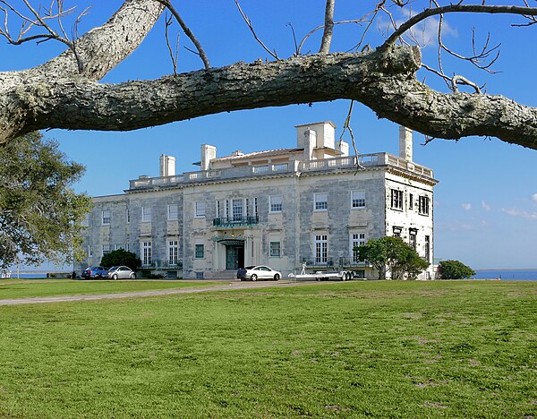 This mansion of Governor Sterling's at Morgan's point, a scaled down version of the White House, was completed in 1927