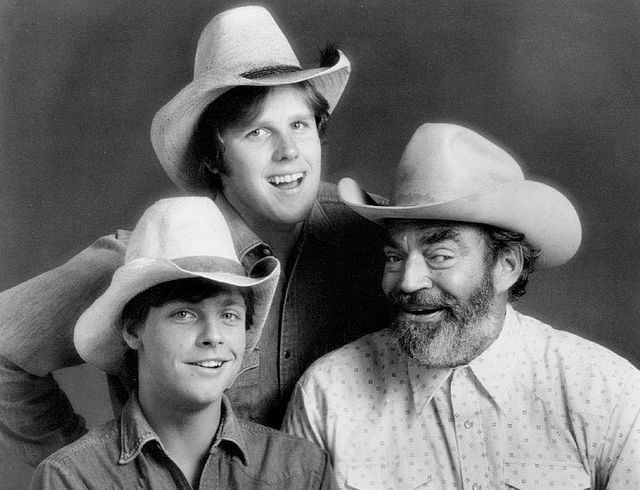 Busey (standing), Mark Hamill and Jack Elam from The Texas Wheelers, 1974