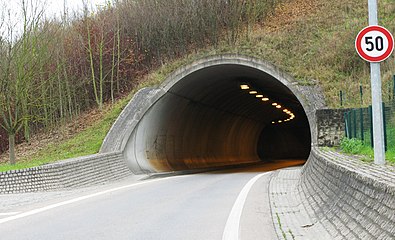 Tunnelopfaart op d'B7 op der Colmer Bréck