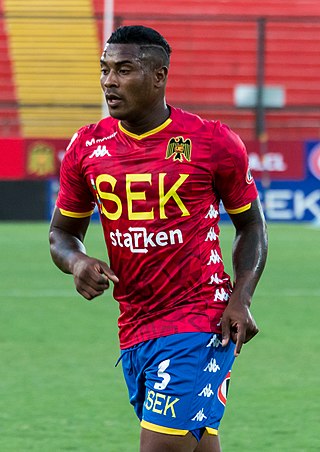 <span class="mw-page-title-main">Harold Cummings</span> Panamanian football player (born 1992)