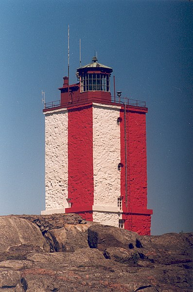 File:UtoLighthouse.jpg