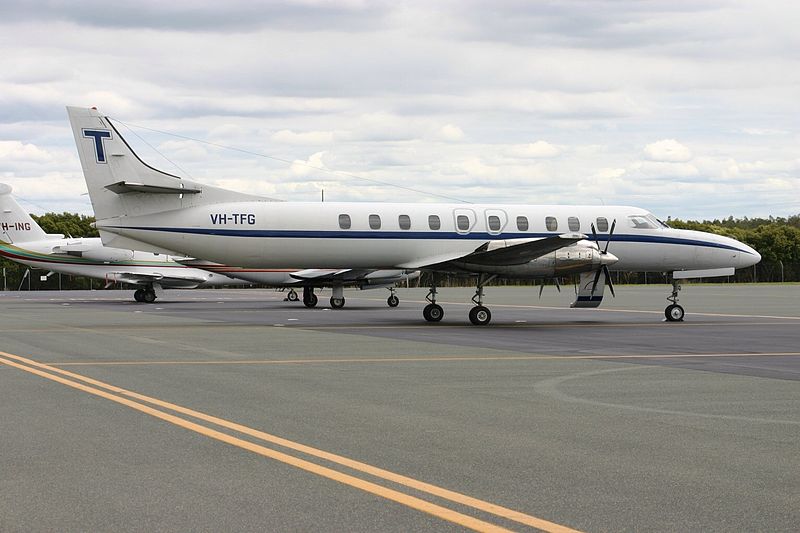 File:VH-TFG Swearingen SA227AC Metro III (8336703861).jpg