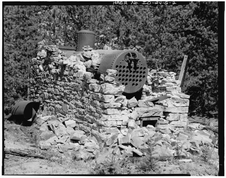 File:VIEW SHOWING SOUTH SIDE AND EAST FRONT OF STEAM BOILER AT MILL SITE, LOOKING NORTHWEST - Gold Dust Mine, Mill, and Camp Complex, Mill, Wards Gulch, Salmon, Lemhi County, ID HAER ID,30-SAL.V,3-G-2.tif