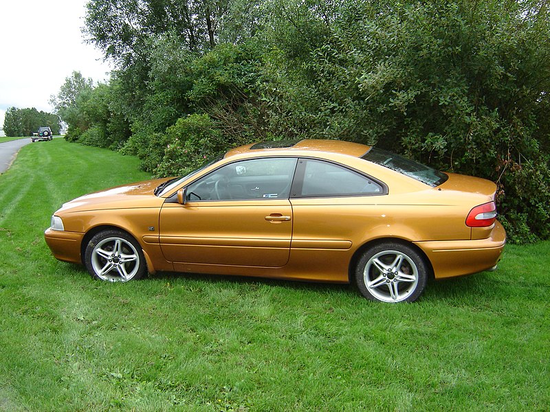 File:Volvo C70 (2892717527).jpg