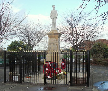 Moulton War Memorial War Memorial Moulton - geograph.org.uk - 288659.jpg