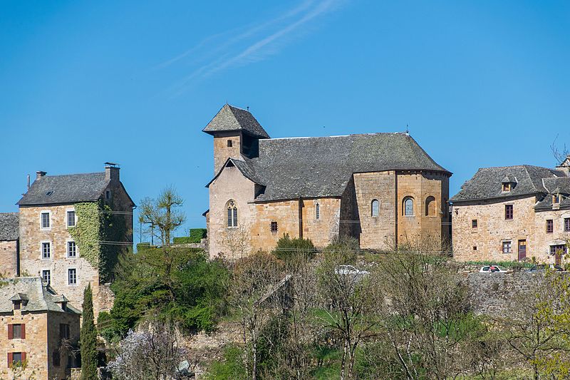 File:Église Saint-Michel de Rodelle.jpg