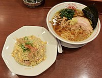 生姜醤油ラーメンと半チャーハン （ラーチャン専門我武者羅 橋本店）