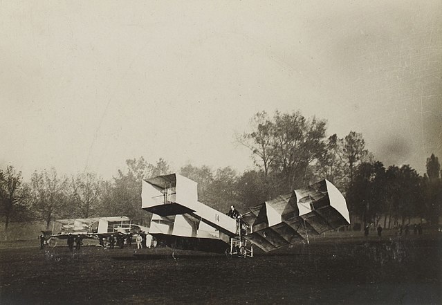 Photo of Santos-Dumont's 12 November 1906 aileron-fitted Quatorze-Bis, for its concluding series of flights before retirement.