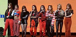 181106 구구단 (gugudan) 미니 앨범 'Act 5 de acțiune nouă' 쇼케이스 .jpg