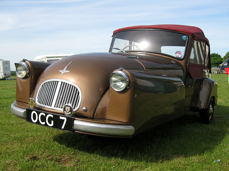 File:1955 Bond Minicar Mark C Family Safety Model.jpg