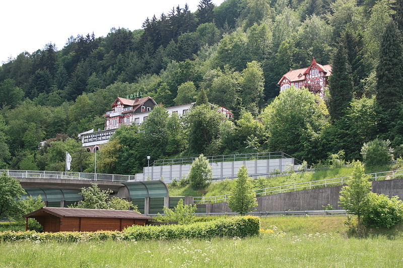 File:2011-05-21 Biedenkopf ehem Hotel Berggarten.JPG