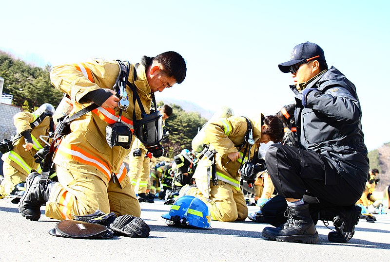 File:2015년 3월 강원도 태백시 강원도 소방학교 초급간부과정 xx6.JPG