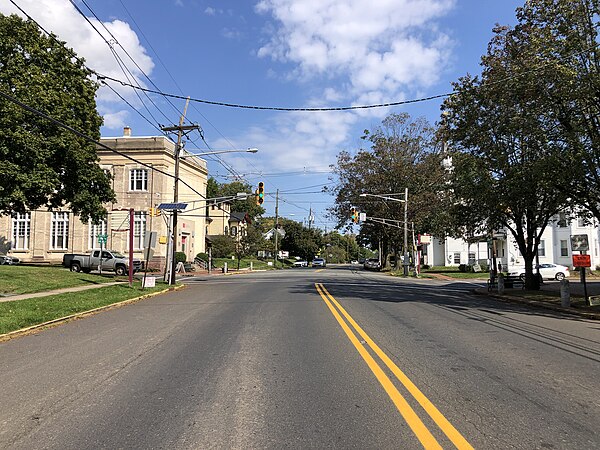 Broad Street in central Hopewell