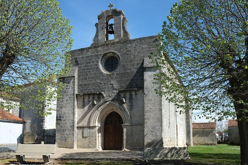 File:331 - Eglise Saint-Pierre - Ardillières.jpg