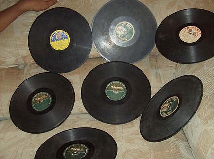 Examples of Congolese 78 rpm records