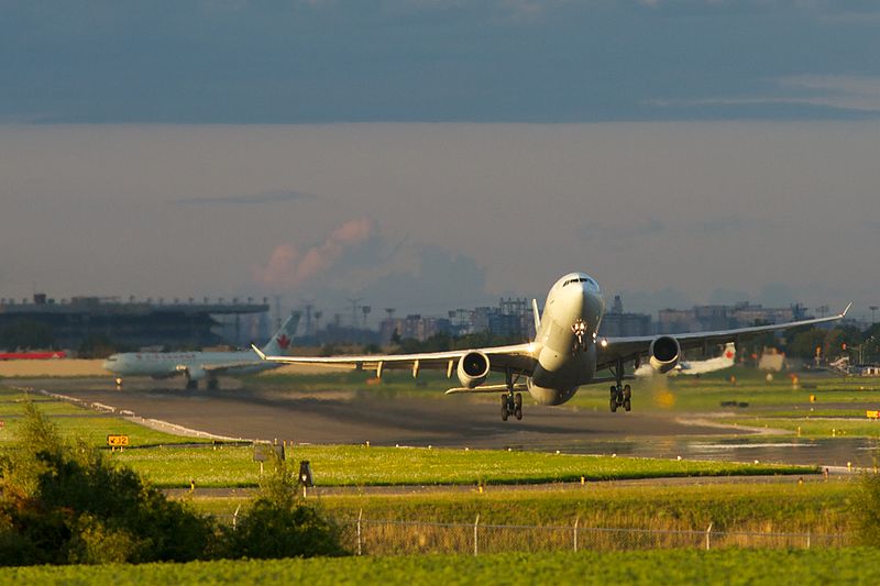 File:Air Canada A330 departure (7816263078).jpg