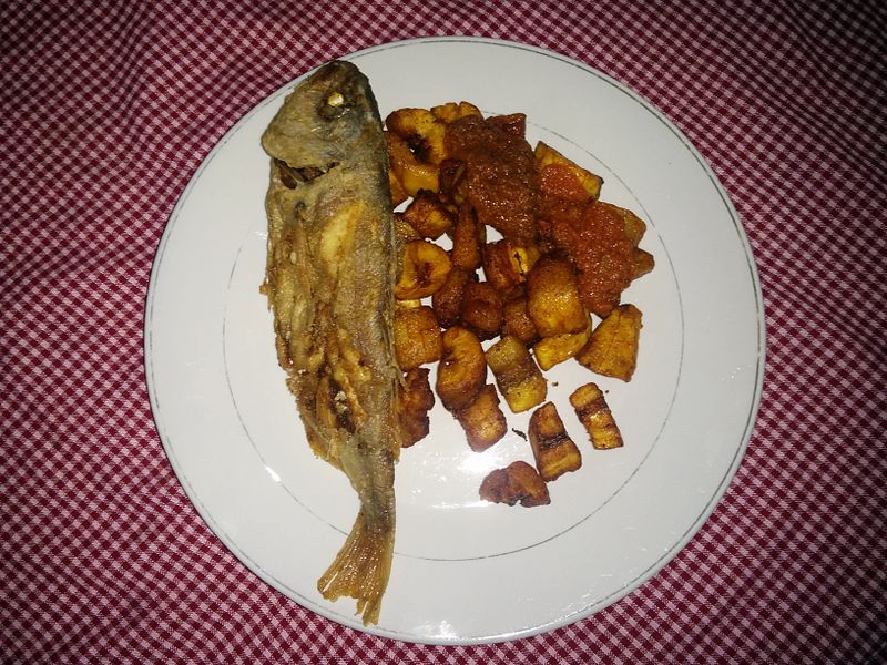 File:Alloco et Poisson.jpg