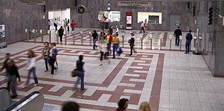 <span class="mw-page-title-main">Syntagma metro station</span> Аthens metro station