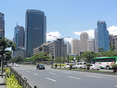 How to get to Ayala Avenue with public transit - About the place