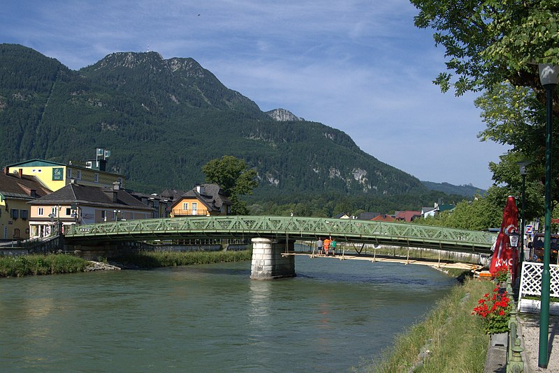 File:Bad Ischl Elisabethbrücke 1.jpg